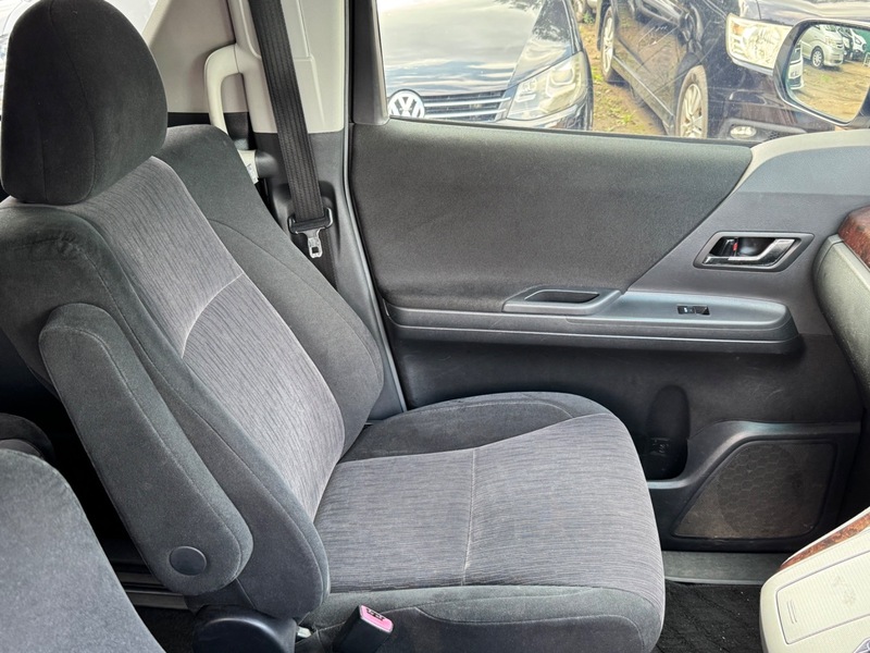 Used Toyota Alphard 2012 for sale - 76057172: Photo 23