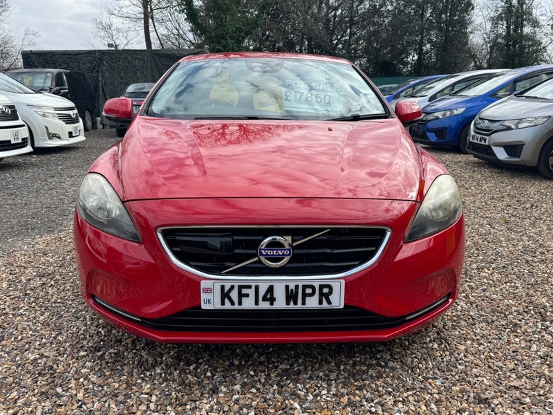 Used Volvo V40 2026 for sale - 77735314: Photo 2
