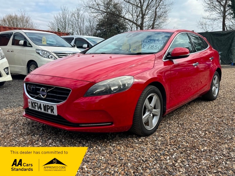 Used Volvo V40 2026 for sale - 77735314: Photo 3
