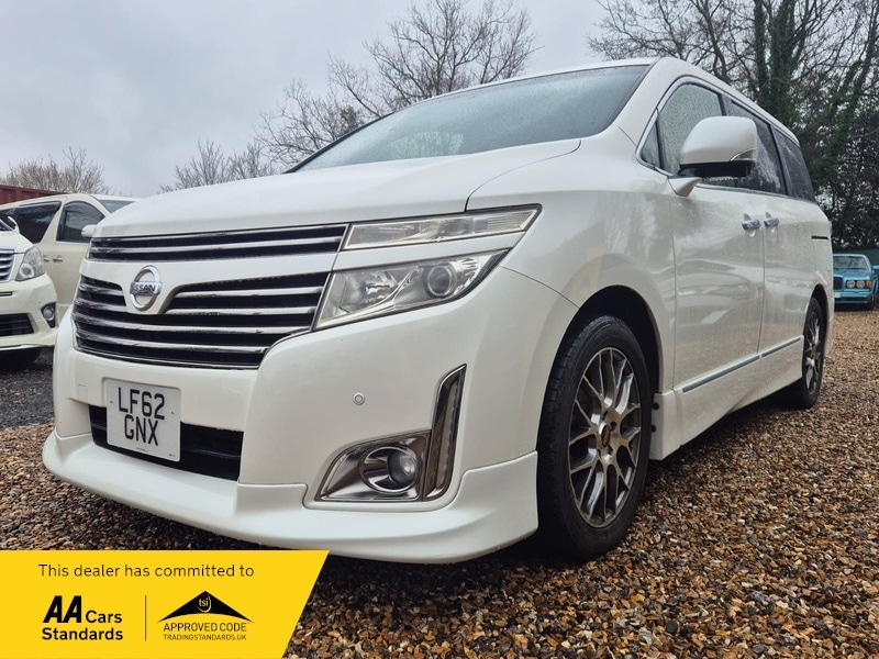 Used Nissan Elgrand 2012 for sale - 77465409: Photo 4