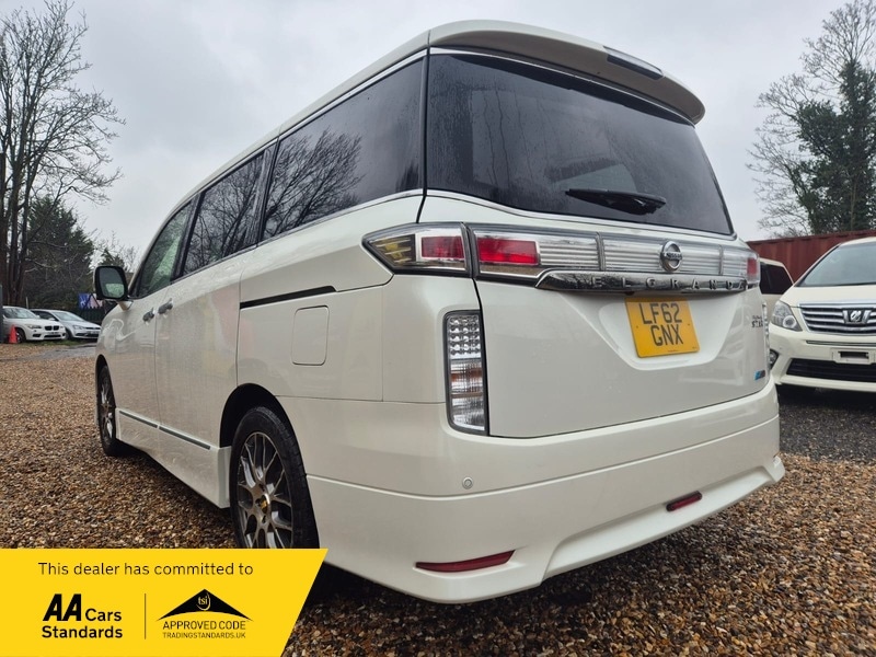 Used Nissan Elgrand 2012 for sale - 77465409: Photo 9