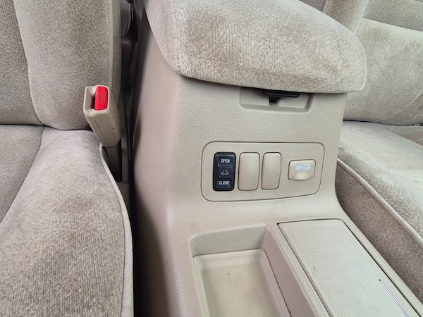 Used Toyota Alphard 2004 for sale - 75384706: Photo 34