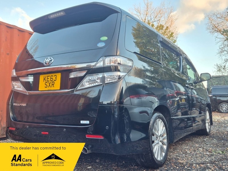 Used Toyota Vellfire 2014 for sale - 76611431: Photo 11