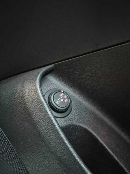 Used Vauxhall Insignia 2010 for sale - 77399955: Photo 24