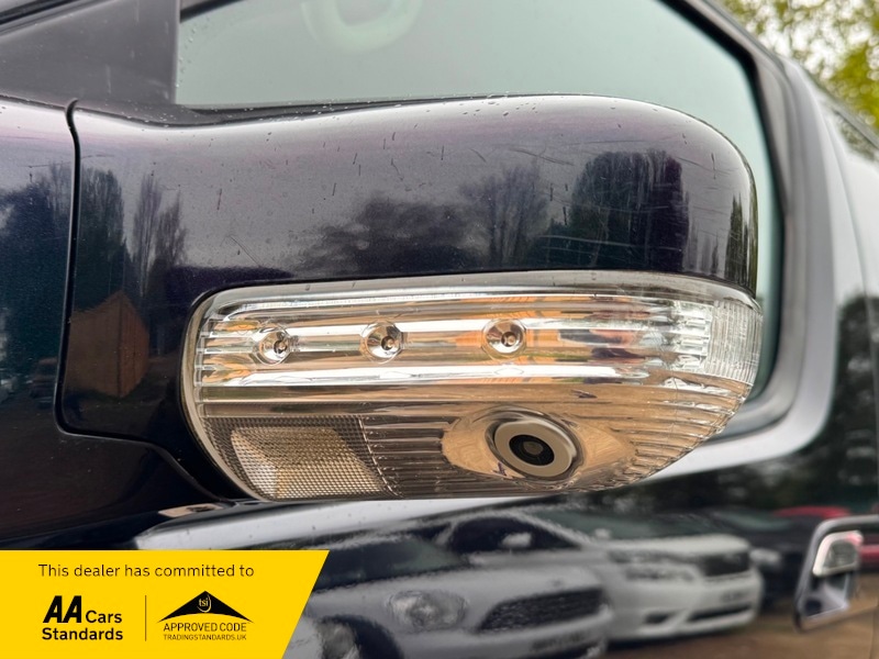 Used Nissan Elgrand 2008 for sale - 76133060: Photo 15