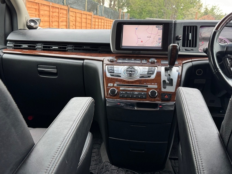 Used Nissan Elgrand 2008 for sale - 76133060: Photo 22