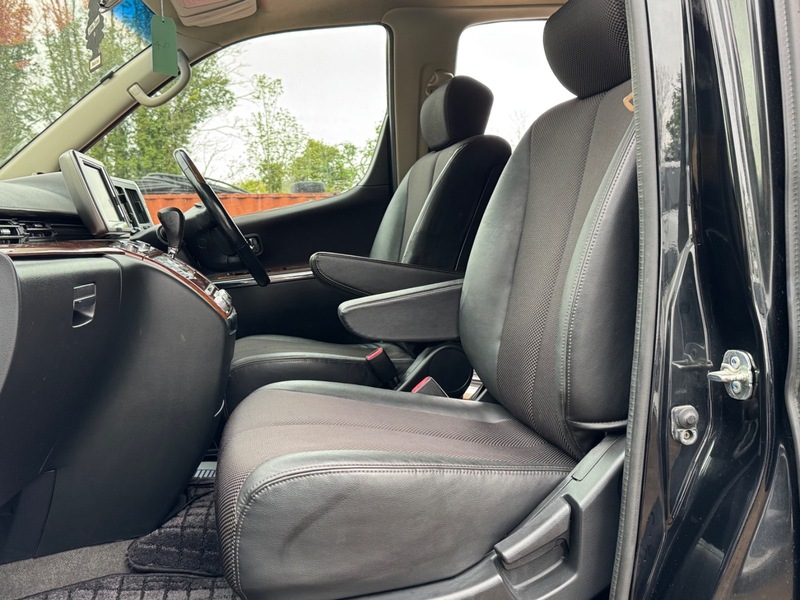 Used Nissan Elgrand 2008 for sale - 76133060: Photo 23