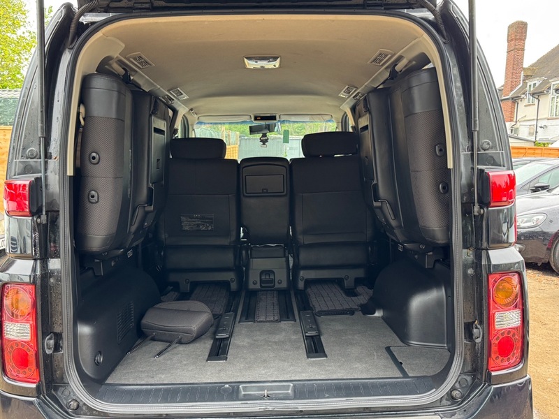 Used Nissan Elgrand 2008 for sale - 76133060: Photo 32