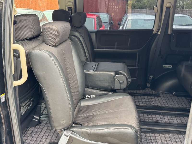 Used Nissan Elgrand 2008 for sale - 76133060: Photo 34