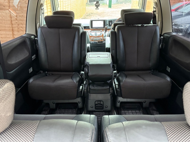 Used Nissan Elgrand 2008 for sale - 76133060: Photo 37