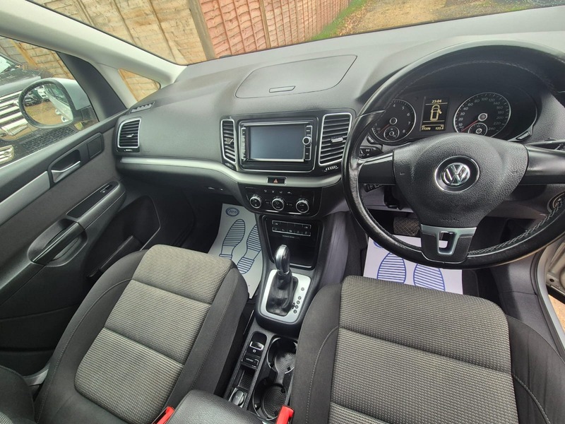 Used Volkswagen Sharan 2015 for sale - 76798973: Photo 10