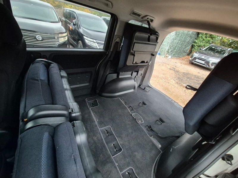 Used Honda Stepwagon 2024 for sale - 76368369: Photo 25