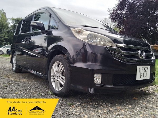 Used Honda Stepwagon 2008 for sale - 75047086: Photo 1
