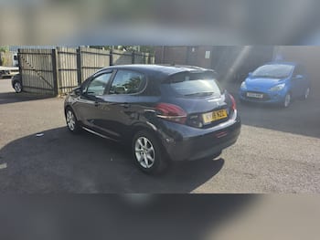 Used Peugeot 208 2018 for sale - 79491606: Photo