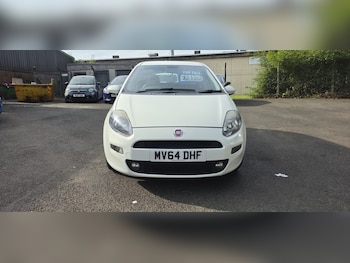 Used Fiat Punto 2014 for sale - 79497379: Photo
