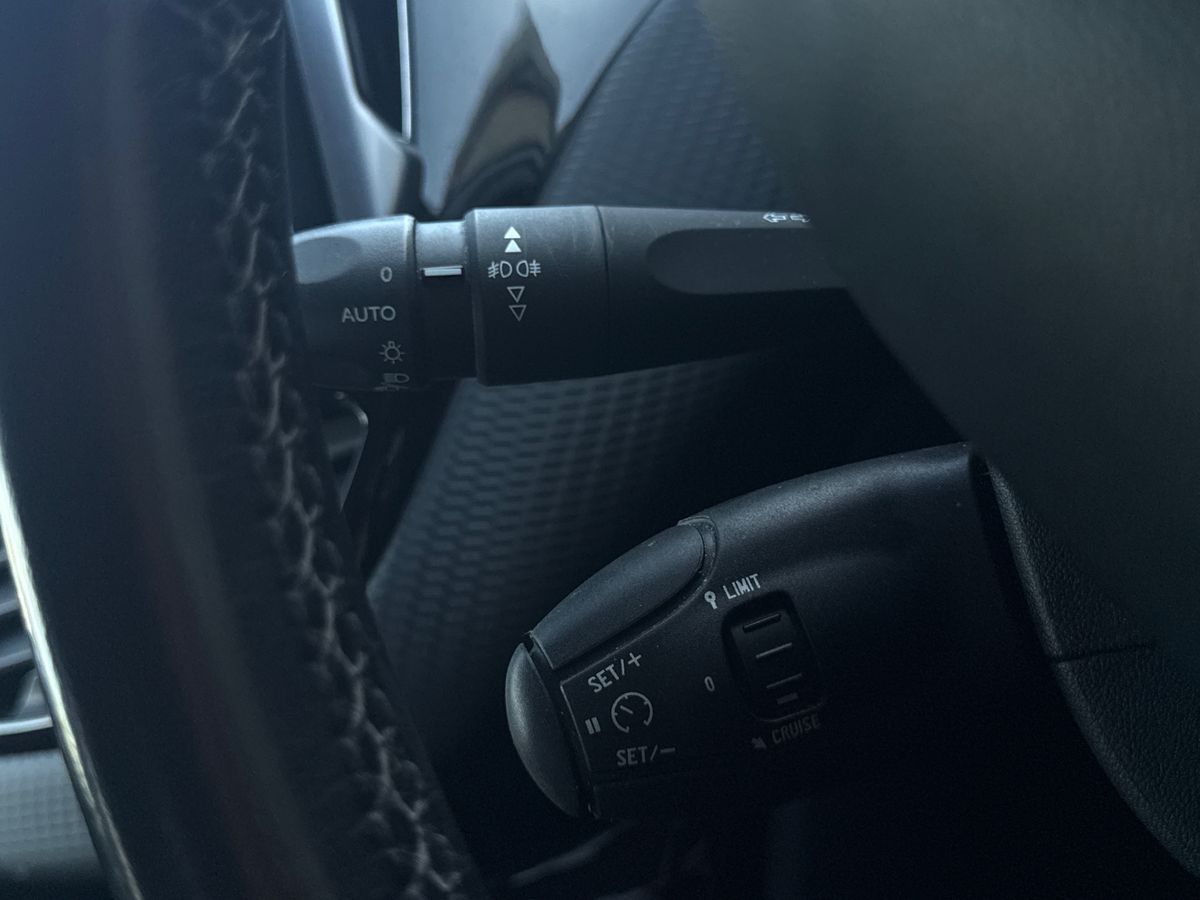 Used Peugeot 2008 2018 for sale - 76892434: Photo 23