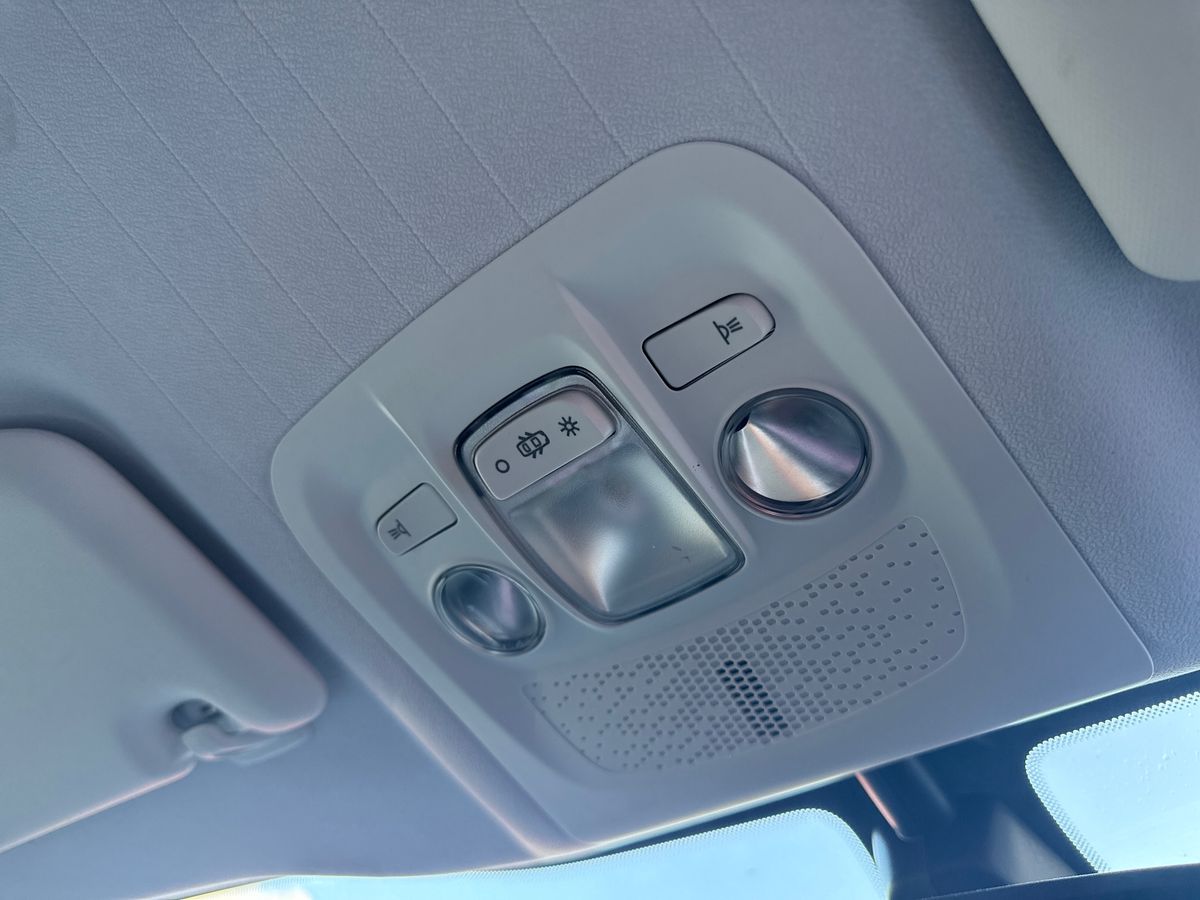 Used Peugeot 2008 2018 for sale - 76892434: Photo 25