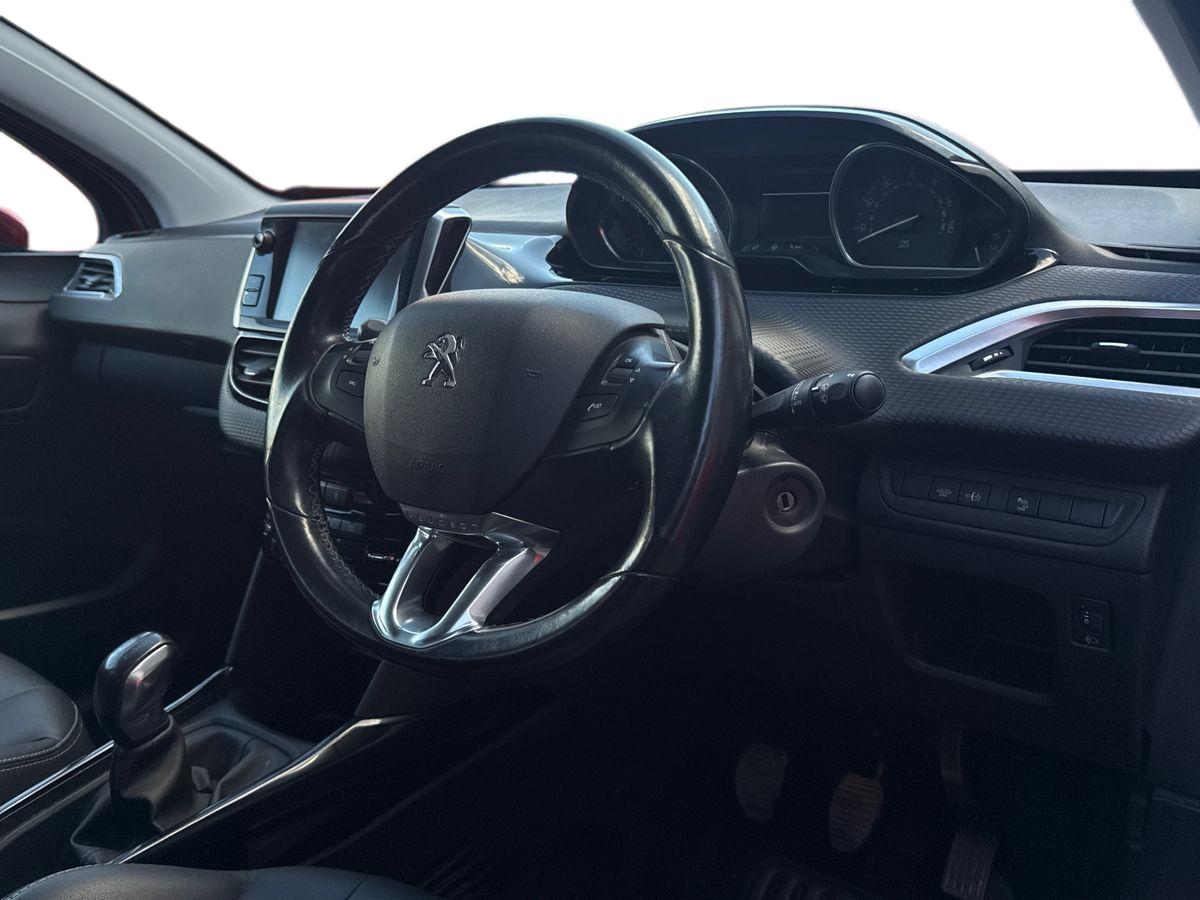 Used Peugeot 2008 2018 for sale - 76892434: Photo 8