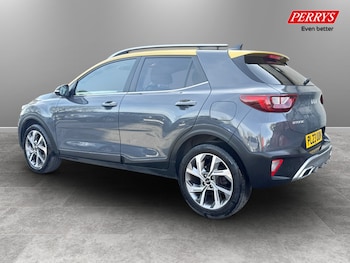 Used Kia Stonic 2023 for sale - 77916479: Photo