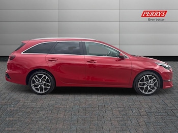 Used Kia Ceed 2025 for sale - 75582397: Photo