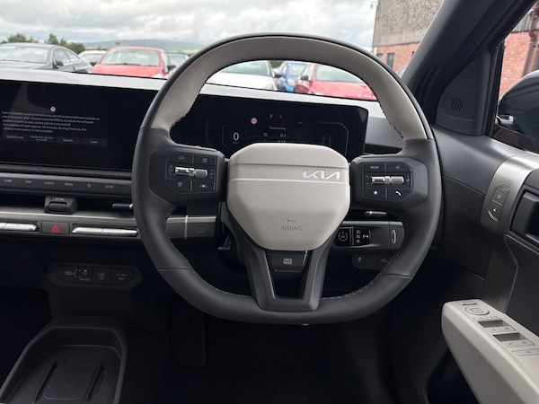 Used Kia EV3 2025 for sale - 75271303: Photo 17