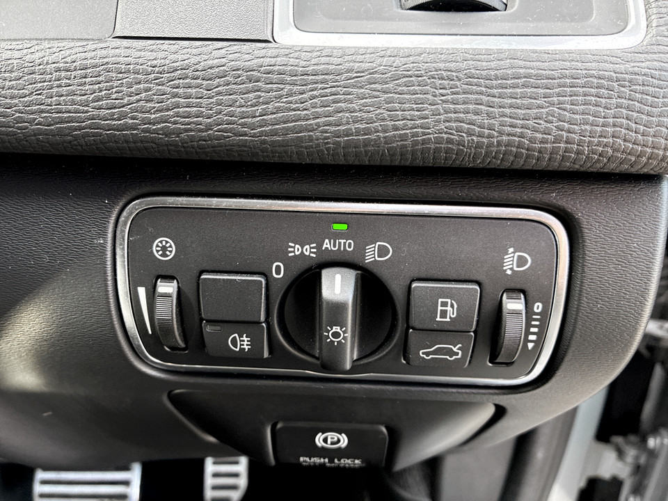 Used Volvo XC60 2014 for sale - 78178016: Photo 27