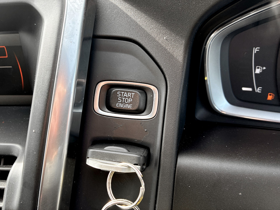 Used Volvo XC60 2014 for sale - 78178016: Photo 36