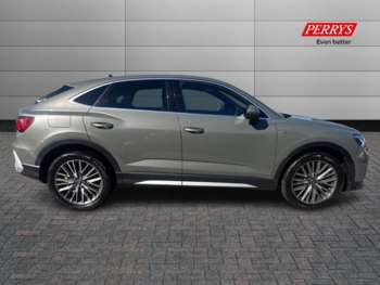 Used Audi Q3 2022 for sale - 74300883: Photo