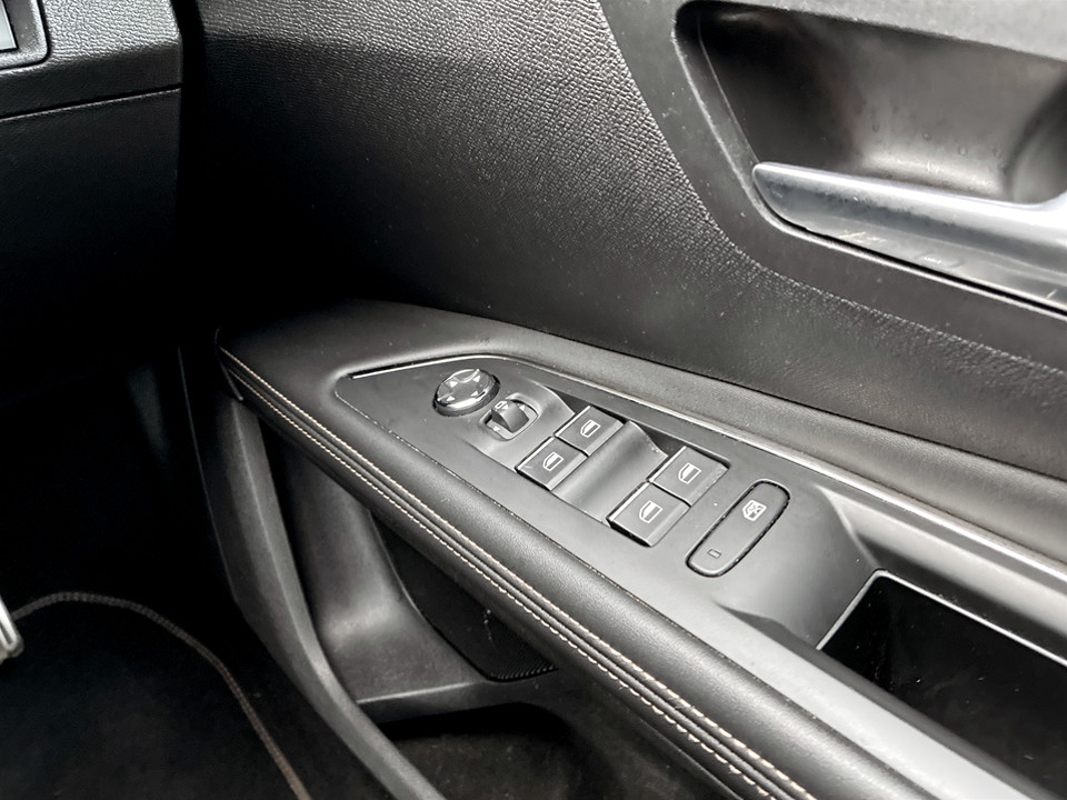 Used Peugeot 5008 2023 for sale - 78043375: Photo 32