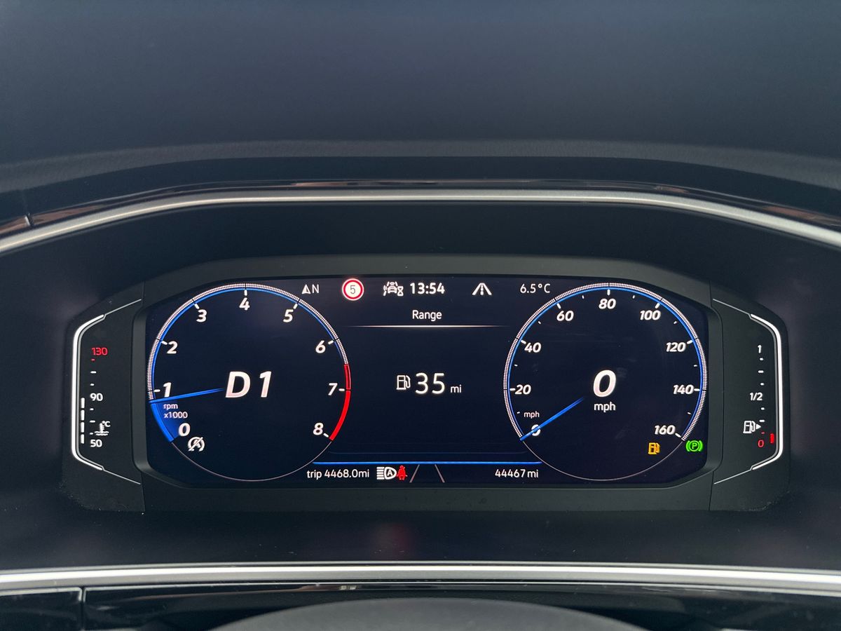 Used Volkswagen T-Roc 2022 for sale - 77340724: Photo 14