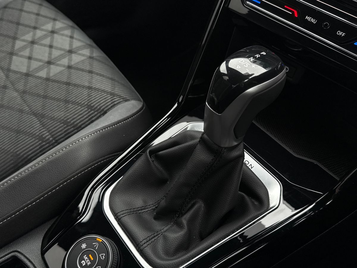 Used Volkswagen T-Roc 2022 for sale - 77340724: Photo 25