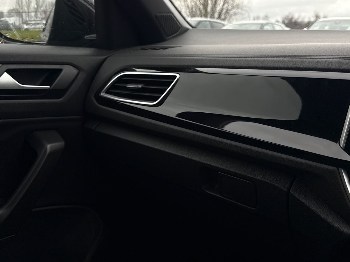 Used Volkswagen T-Roc 2022 for sale - 77340724: Photo 29