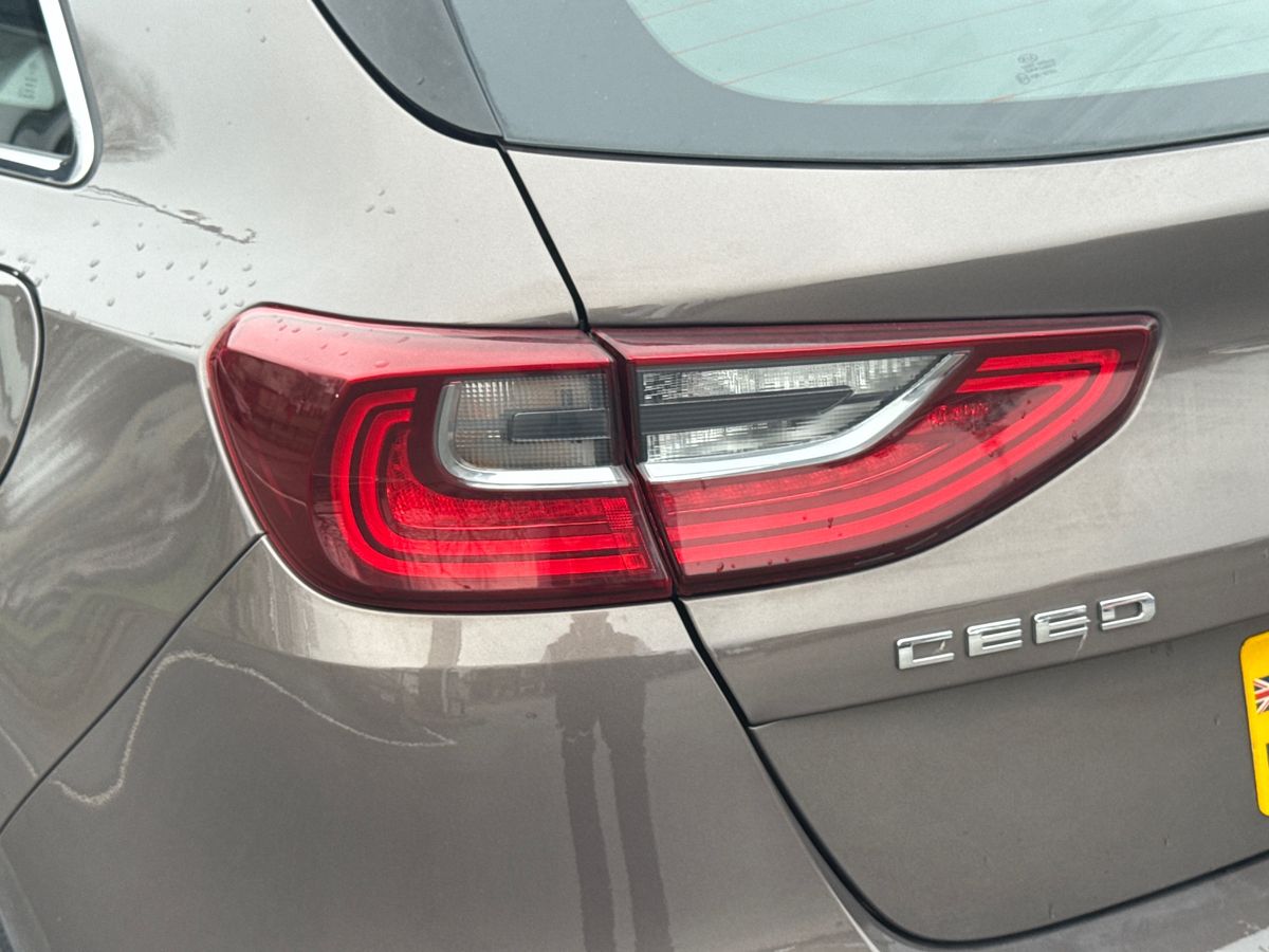 Used Kia Ceed 2022 for sale - 76980160: Photo 41