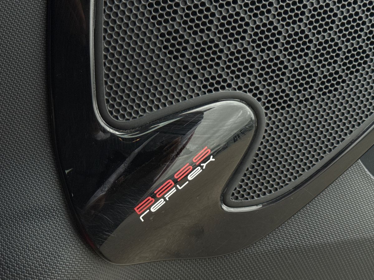 Used Renault Clio 2015 for sale - 76588844: Photo 34