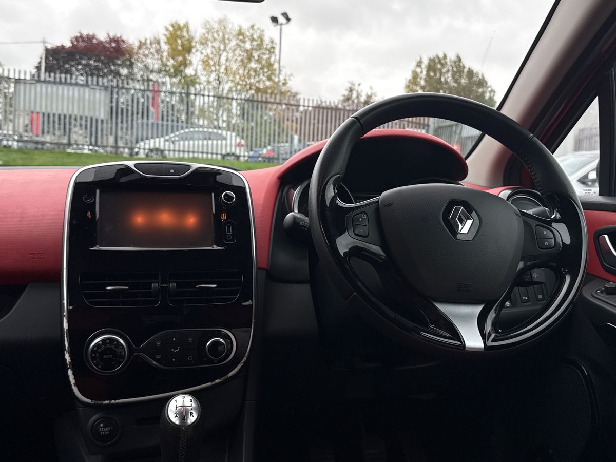 Used Renault Clio 2015 for sale - 76588844: Photo 40