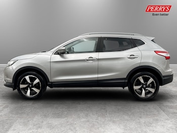 Used Nissan Qashqai 2015 for sale - 78951595: Photo