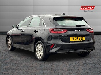 Used Kia Ceed 2025 for sale - 77340692: Photo