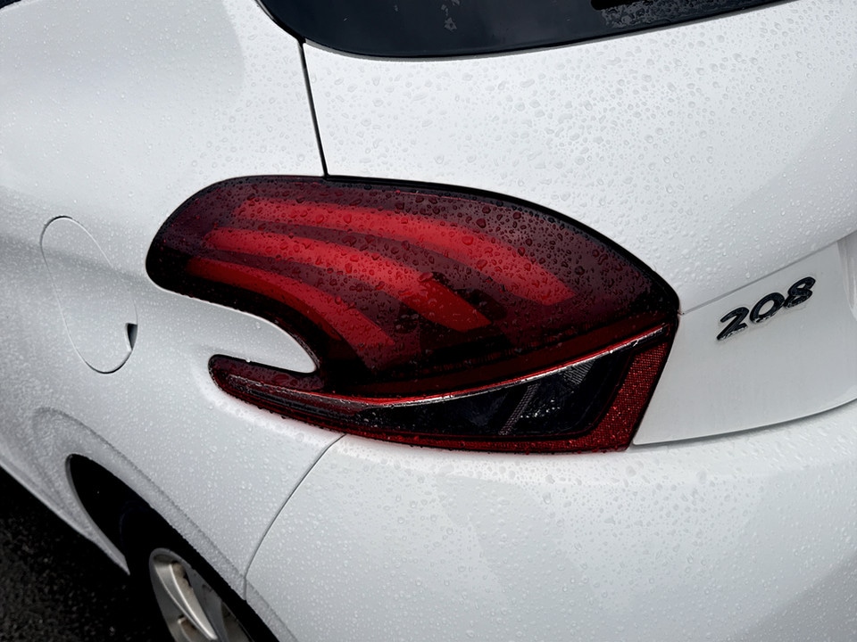 Used Peugeot 208 2016 for sale - 77730487: Photo 11