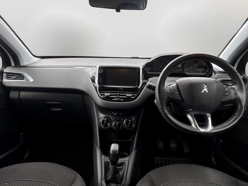 Used Peugeot 208 2016 for sale - 77730487: Photo 15