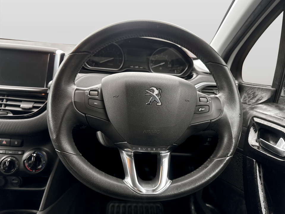 Used Peugeot 208 2016 for sale - 77730487: Photo 16