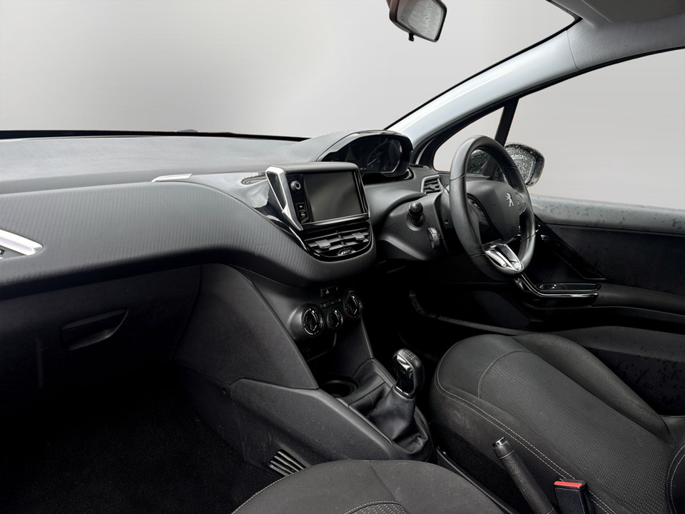 Used Peugeot 208 2016 for sale - 77730487: Photo 17