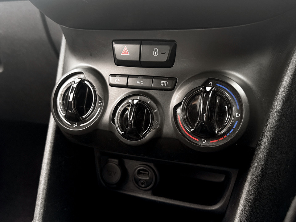 Used Peugeot 208 2016 for sale - 77730487: Photo 26