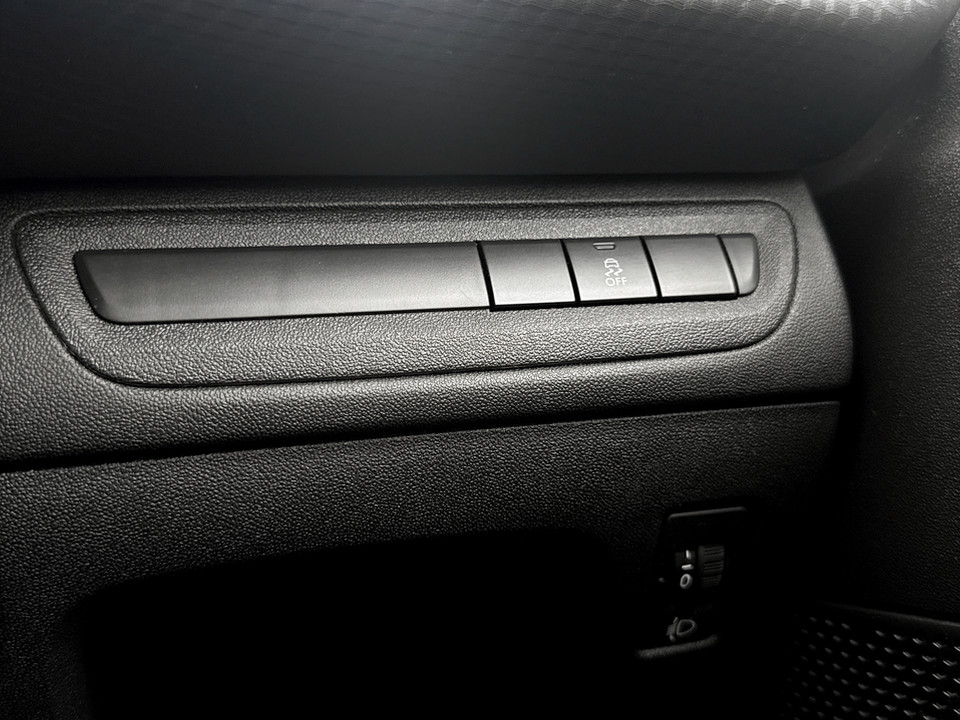 Used Peugeot 208 2016 for sale - 77730487: Photo 31