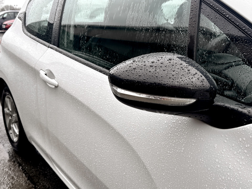 Used Peugeot 208 2016 for sale - 77730487: Photo 47