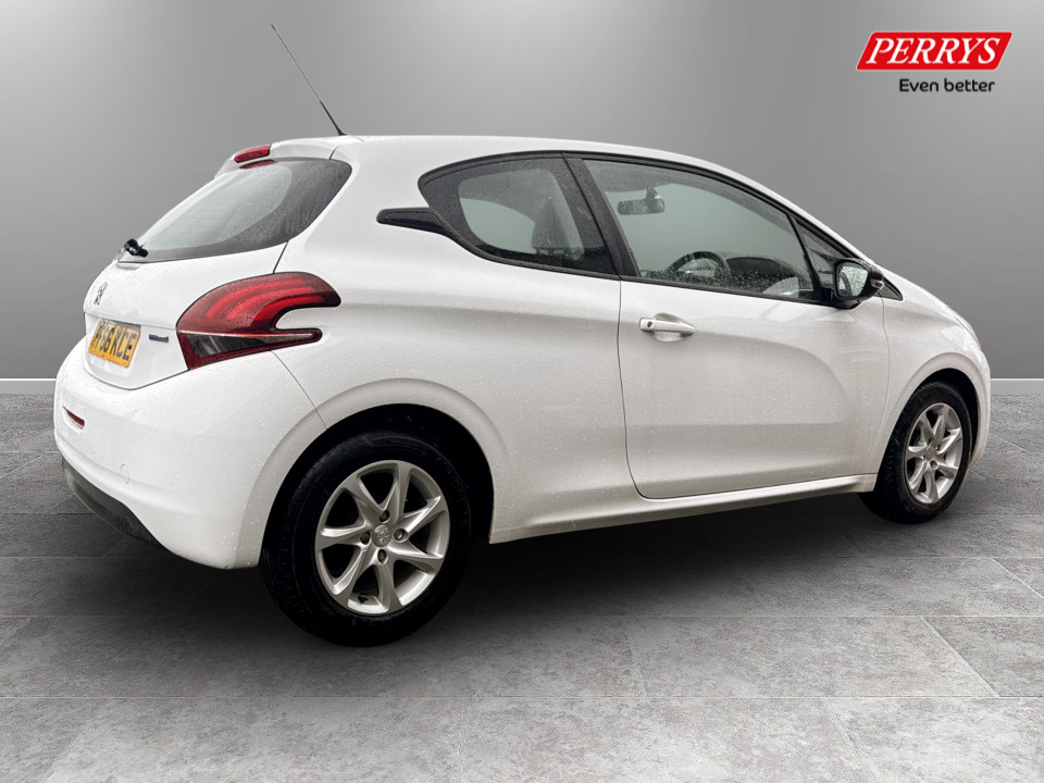 Used Peugeot 208 2016 for sale - 77730487: Photo 7