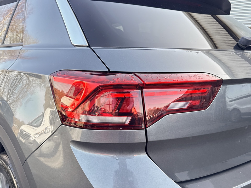 Used Volkswagen T-Roc 2023 for sale - 77604191: Photo 11