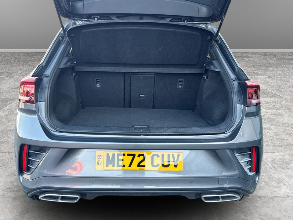 Used Volkswagen T-Roc 2023 for sale - 77604191: Photo 12