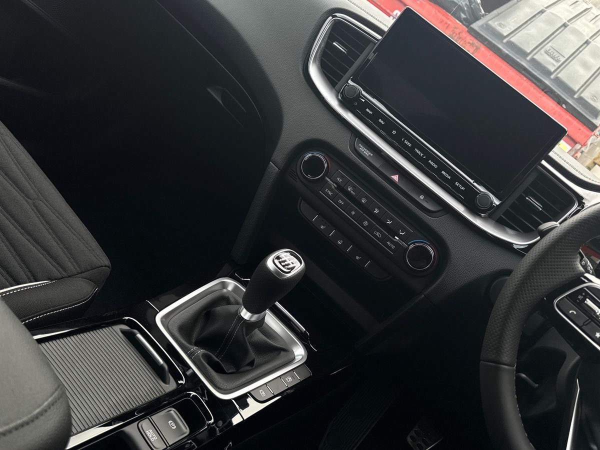 Used Kia Ceed 2025 for sale - 76588826: Photo 17