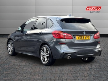 Used BMW 2 Series 2018 for sale - 76969387: Photo