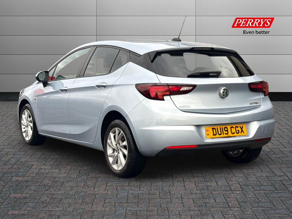 Used Vauxhall Astra 2019 for sale - 77529579: Photo 2